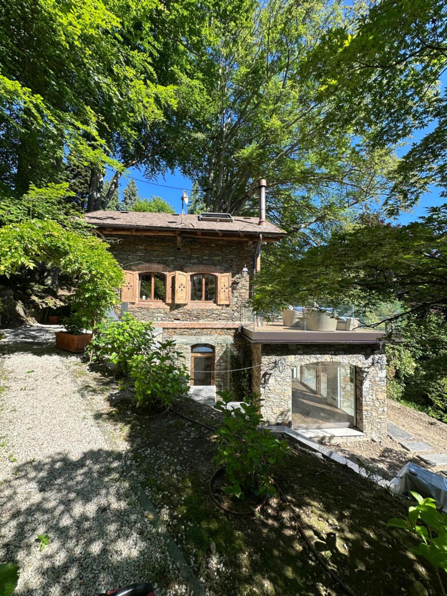 Private Luxury Spa & Silence Retreat With Spectacular View Over The Lake Maggiore 斯特雷萨 外观 照片