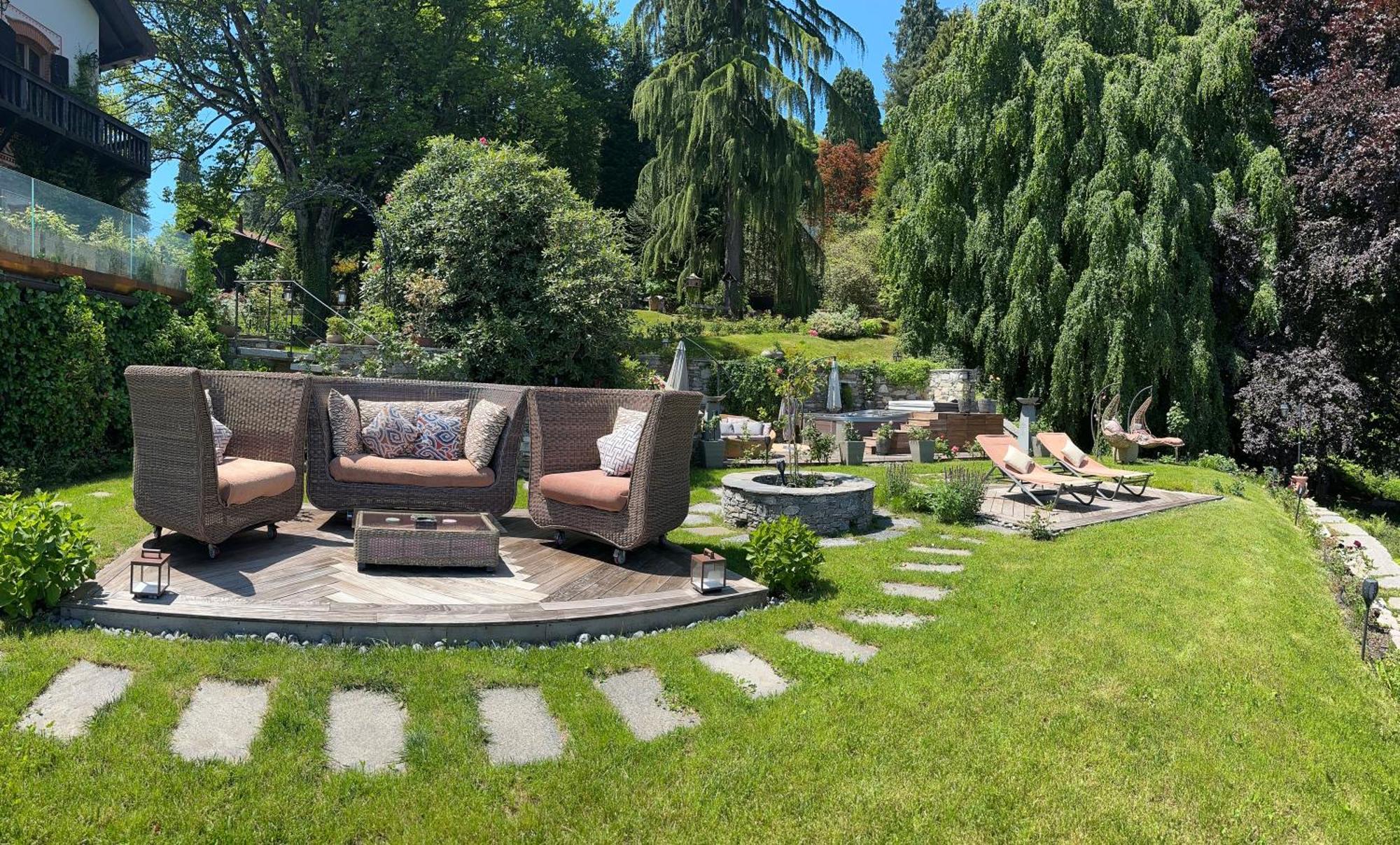 Private Luxury Spa & Silence Retreat With Spectacular View Over The Lake Maggiore 斯特雷萨 外观 照片